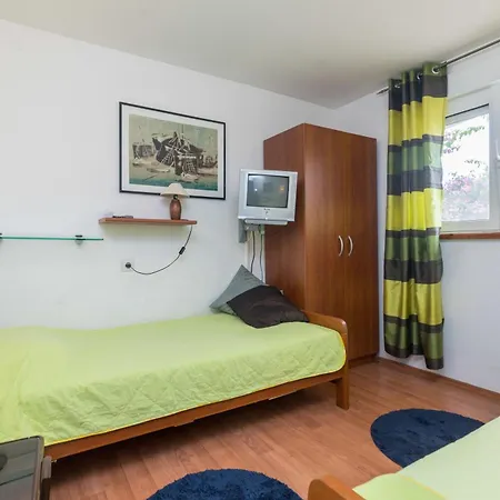 House Zeljko * Sućuraj