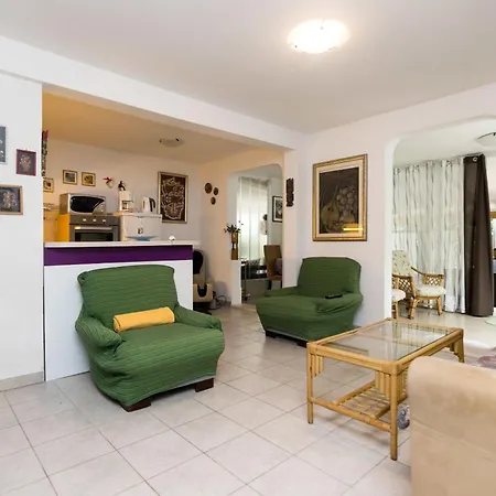House Zeljko *