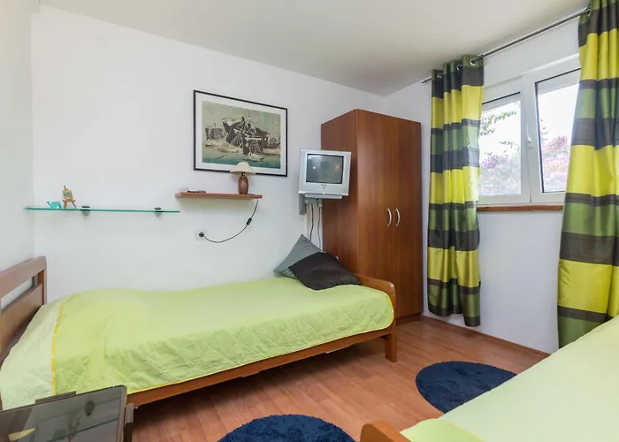 House Zeljko * Sućuraj
